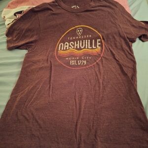 Nashville, Tennessee Music City Burgandy/maroon grsphic T-Shirt